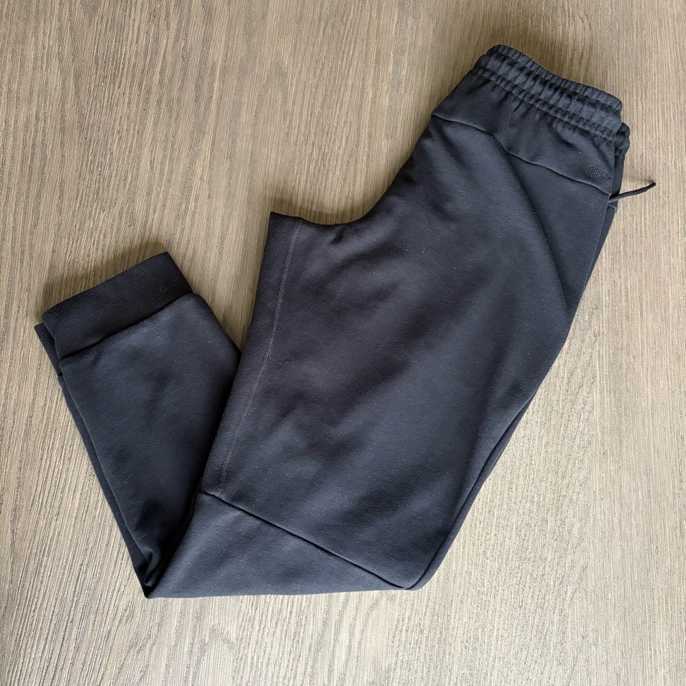Nike Dri-Fit Primary Fleece UV Joggers | Men’s Medium | Black | Like New